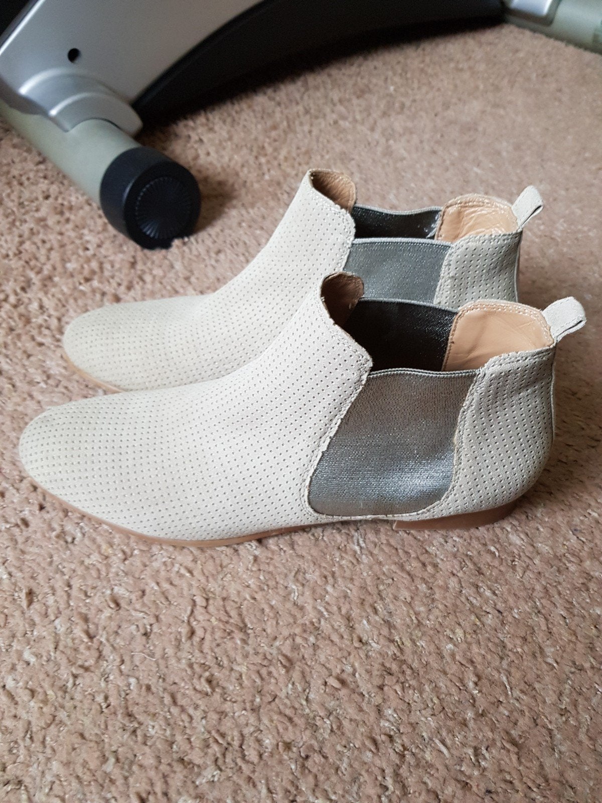 Manfield enkellaarzen, Beige, Lage of Enkellaarzen, Ophalen of Verzenden, Zo goed als nieuw