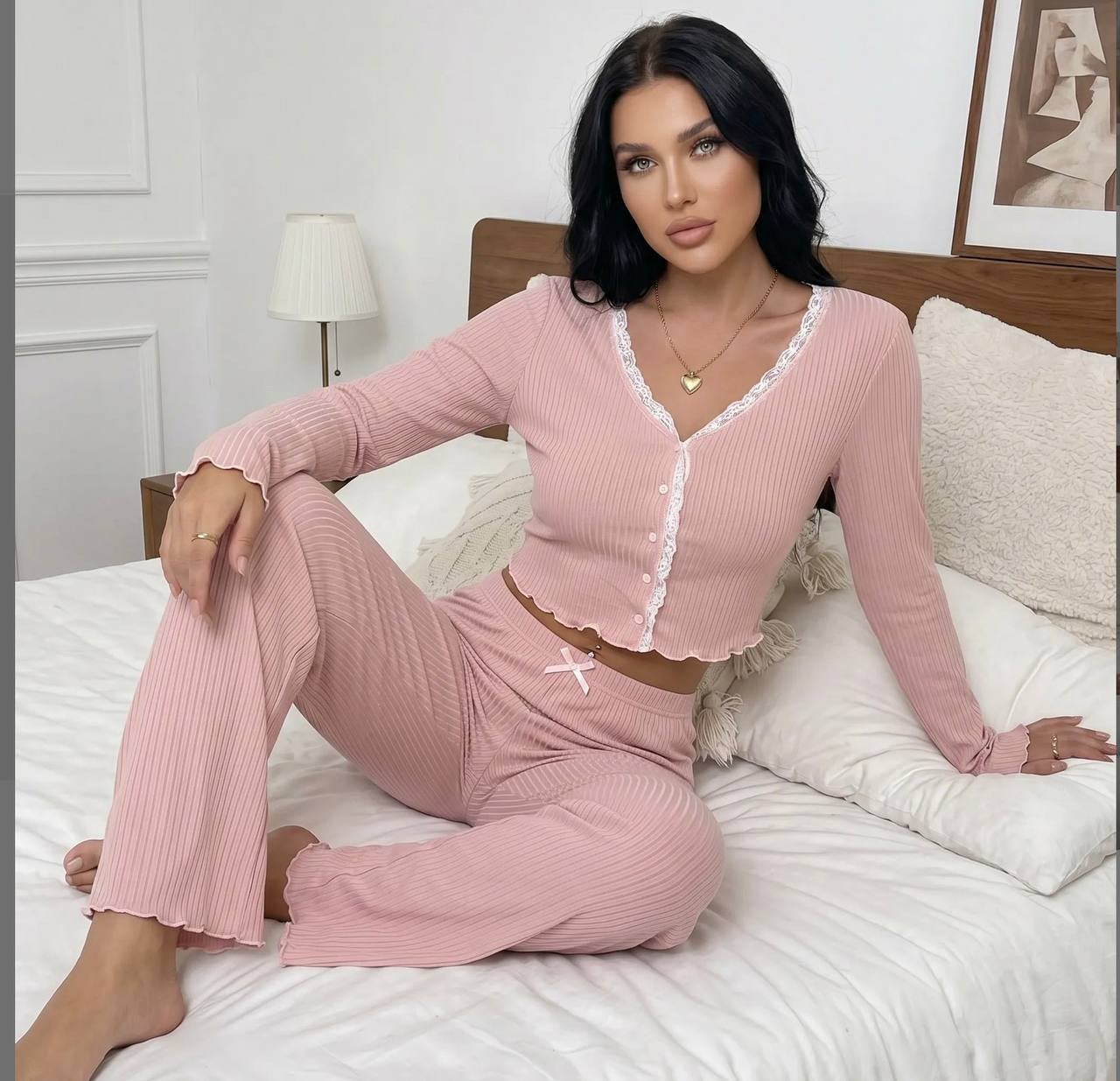 Oudroze Rib pyjama set satijn-look - Maat S/M/L(NIEUW), Ophalen of Verzenden, Zo goed als nieuw