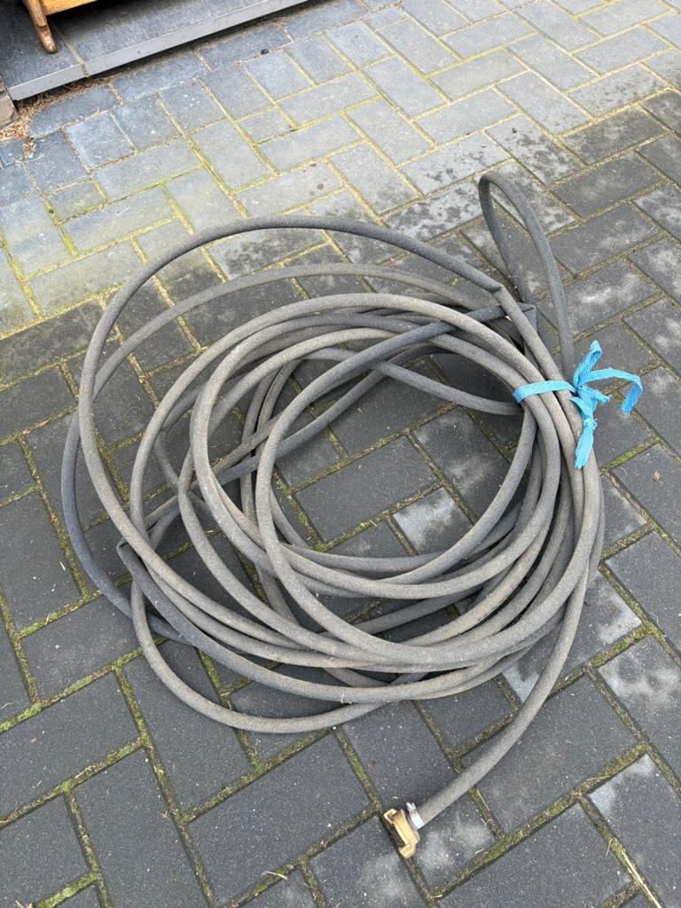 20 meter lange druppelslang, Ophalen of Verzenden, Zo goed als nieuw, Tuinslang