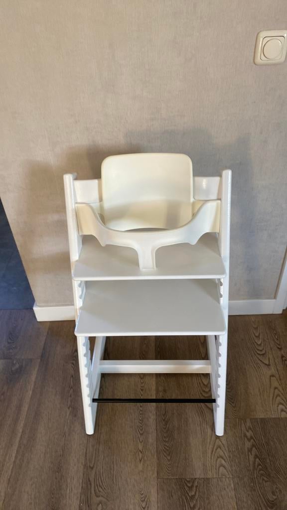 Stokke tripp trapp kinderstoel met babyset, Ophalen, Zo goed als nieuw, Meegroeistoel