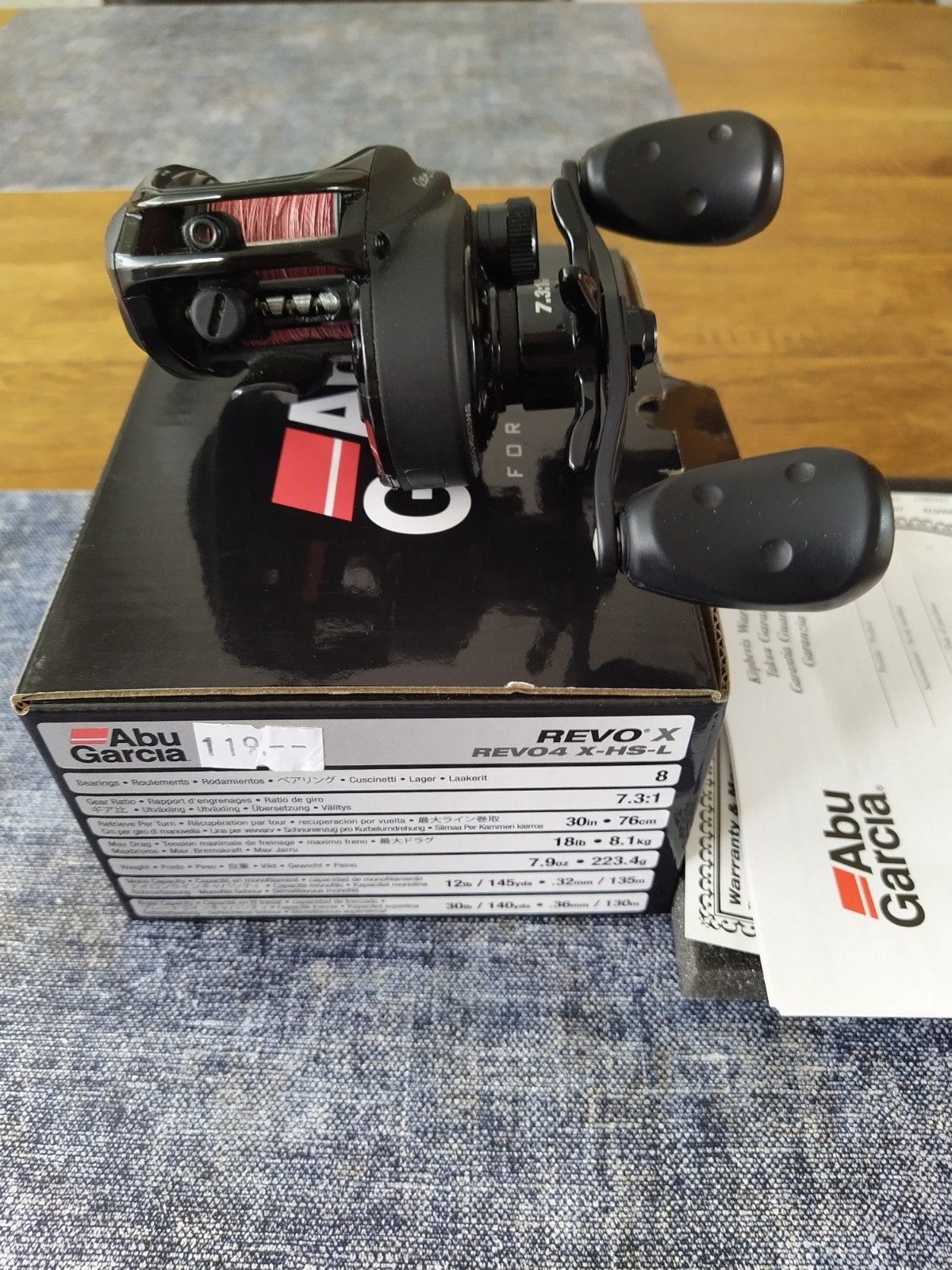 Abu Revo 4 X Baitcaster Revo4, Watersport en Boten, Ophalen of Verzenden, Nieuw, Molen