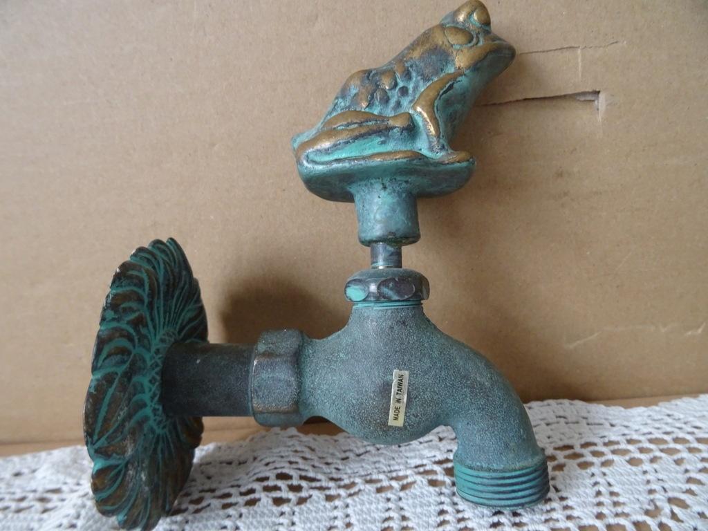 Curiosa koperen kraan kikker nostalgische buitenkraan kikker, Gebruikt, Ophalen of Verzenden, Onbekend, Nvt