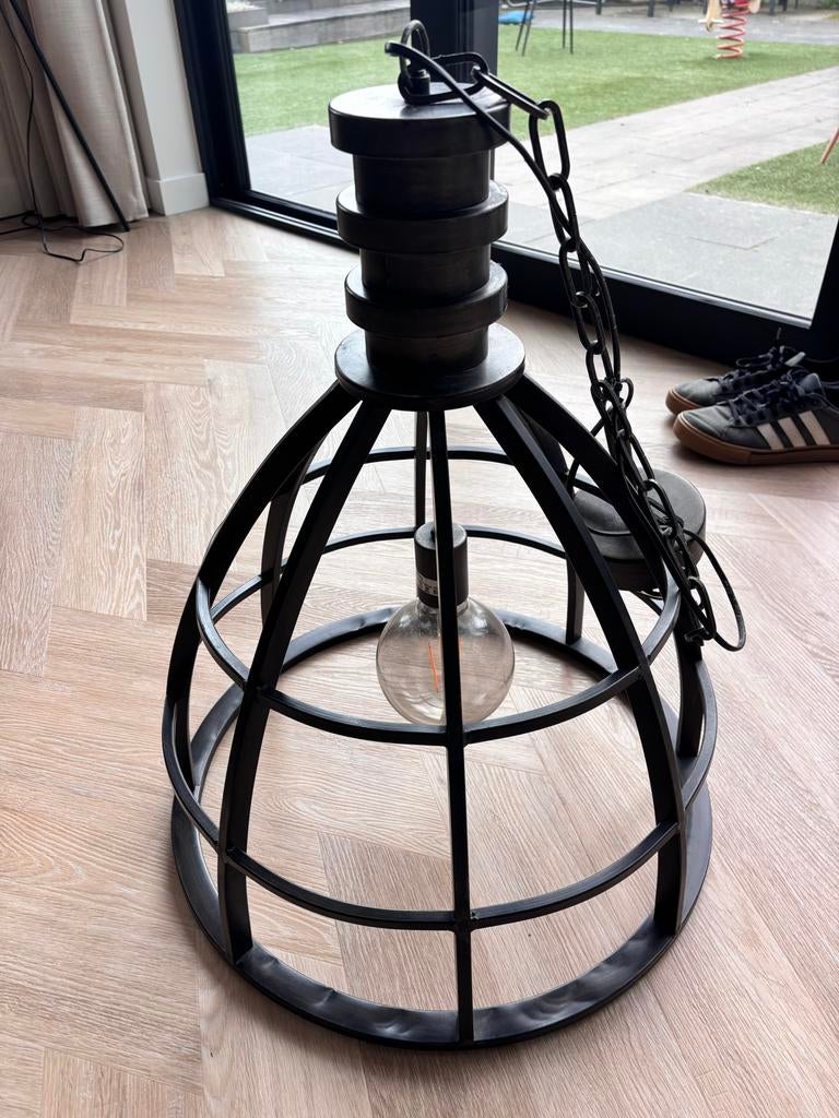 Industriële hanglamp met sfeerlicht - 60cm hoog, 50cm diamet, Ophalen, Zo goed als nieuw, Metaal, 50 tot 75 cm