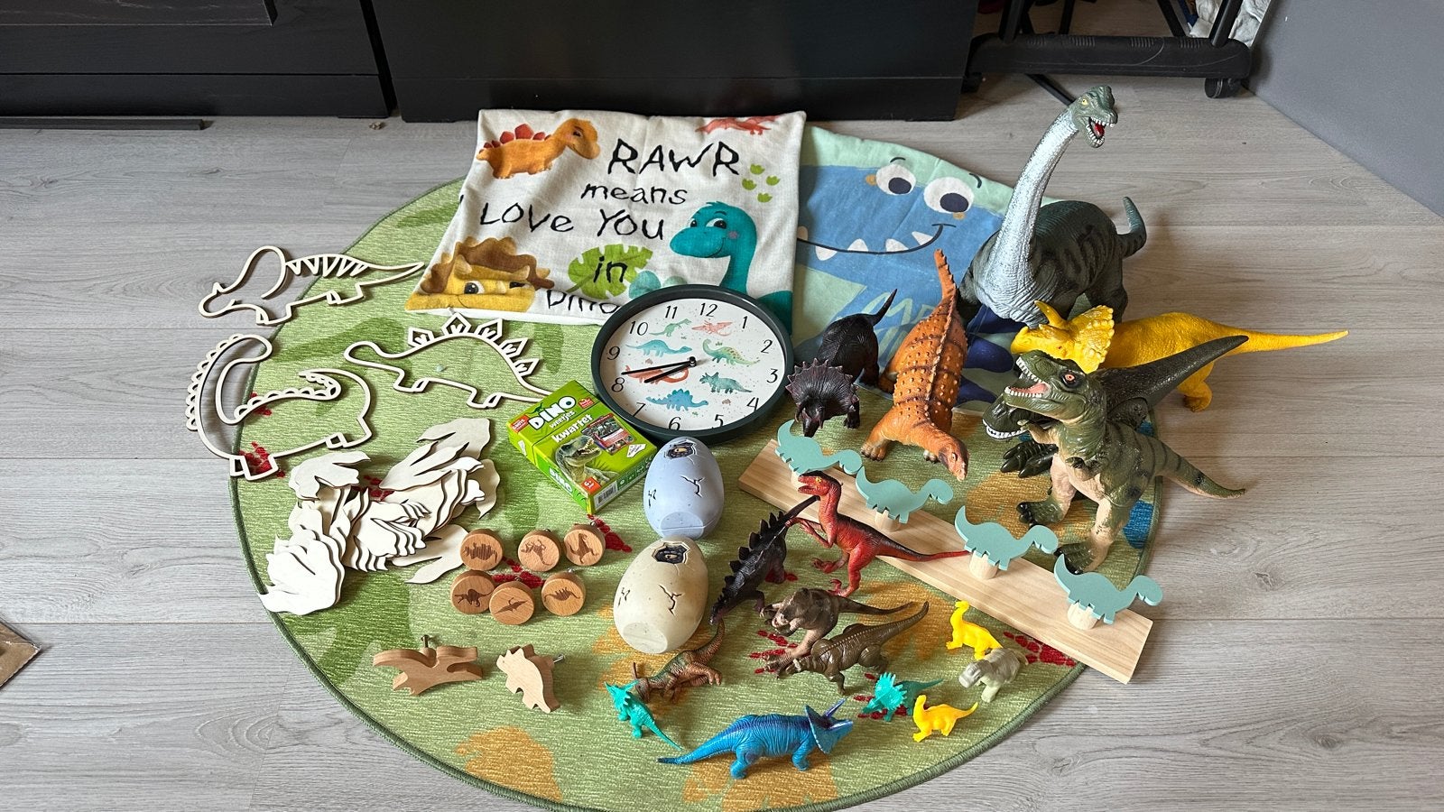 Grote dinosaurus speelgoed en decoratie set, Ophalen, Gebruikt, Jongen of Meisje