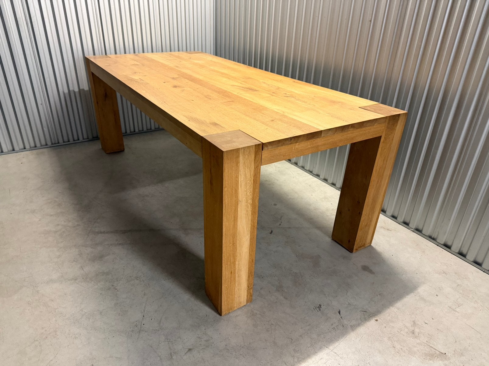 Goossens Quint eettafel massief blank eiken, Ophalen, 100 tot 150 cm, Eikenhout, 200 cm of meer