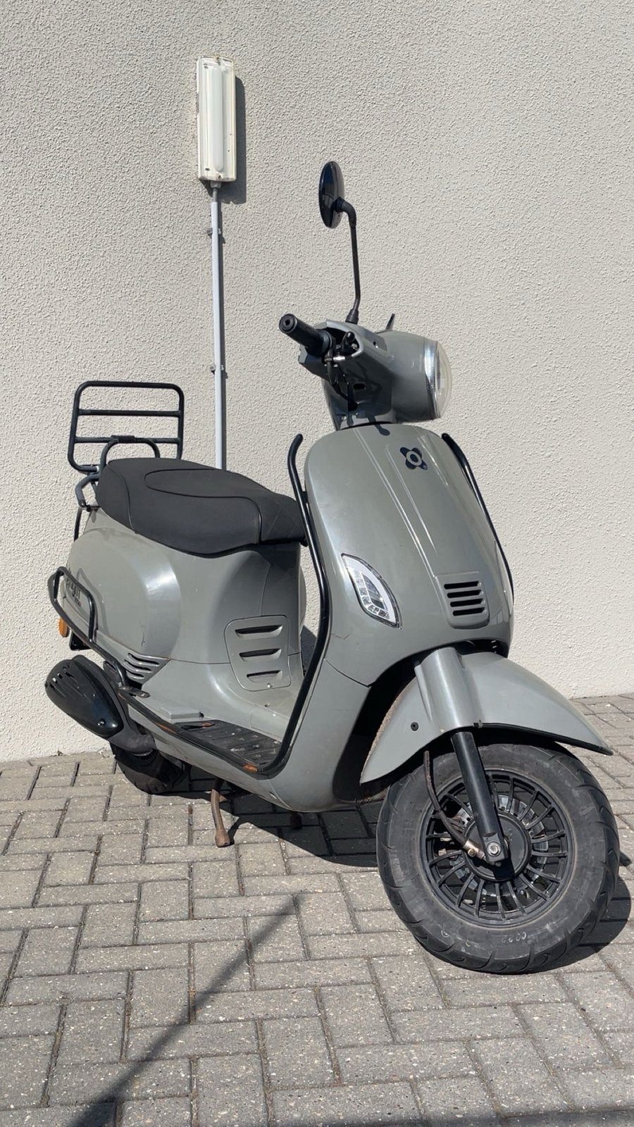 AGM VX50i | Blauw Kenteken | Nieuw Motorblok, AGM, Ophalen of Verzenden, Zo goed als nieuw, Benzine