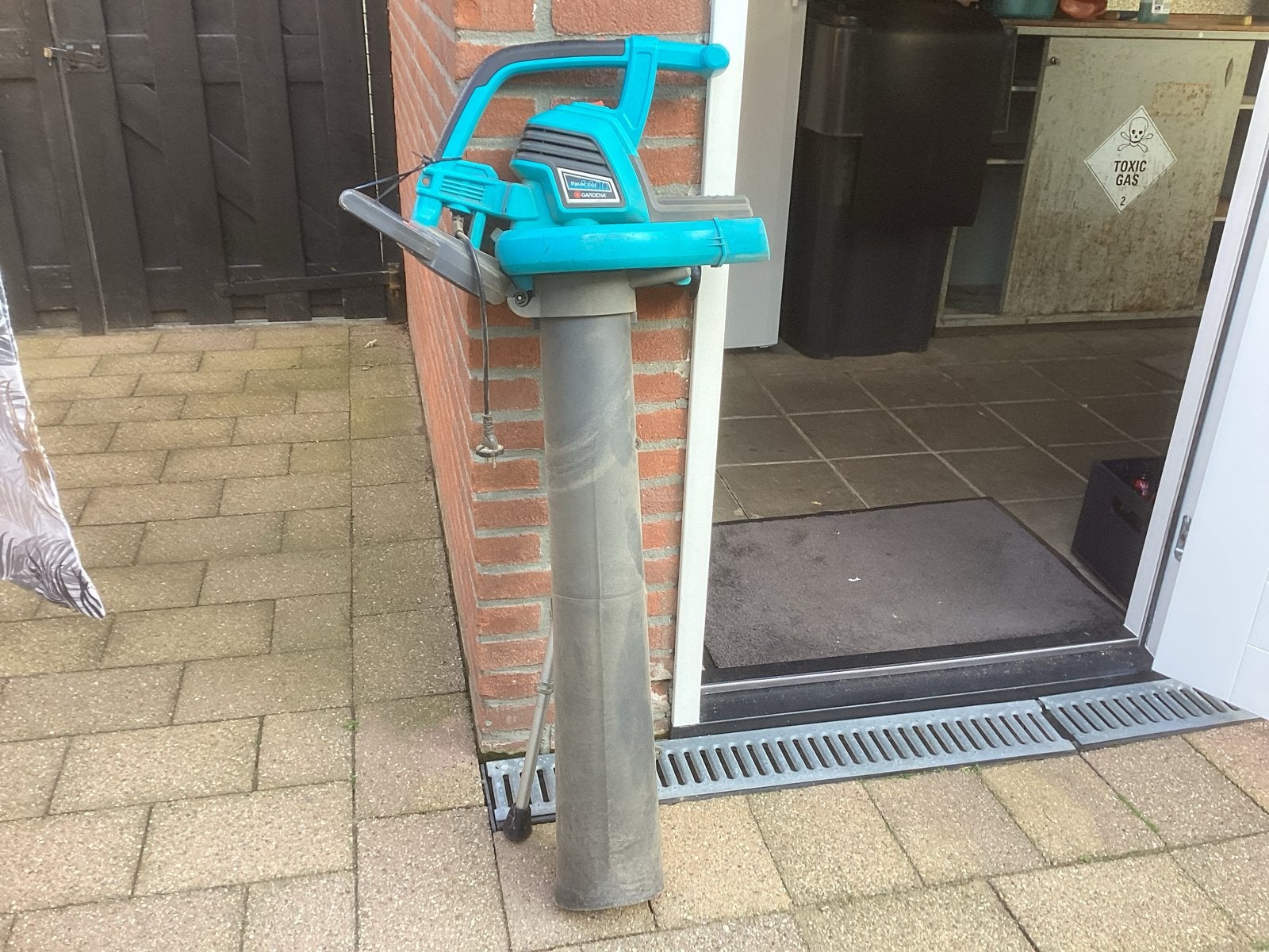 Gardena ErgoJet 3000 bladblazer/bladzuiger (zonder zak), Tuin en Terras, Ophalen, Gebruikt, Handgedragen, Met versnipperfunctie