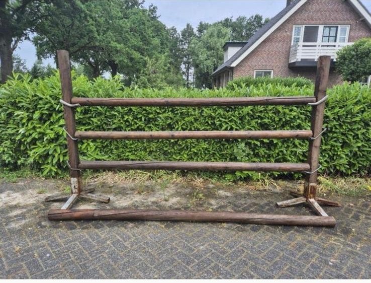 Hindernis materiaal, Ophalen, Springen