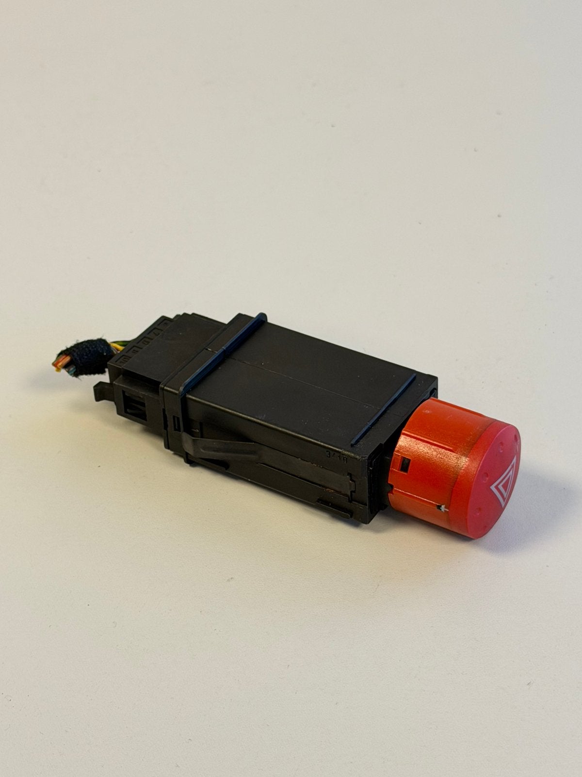 Originele Audi TT 8N alarm Alarmlichtschakelaar 8N0941509B, P, P, P, Ophalen of Verzenden