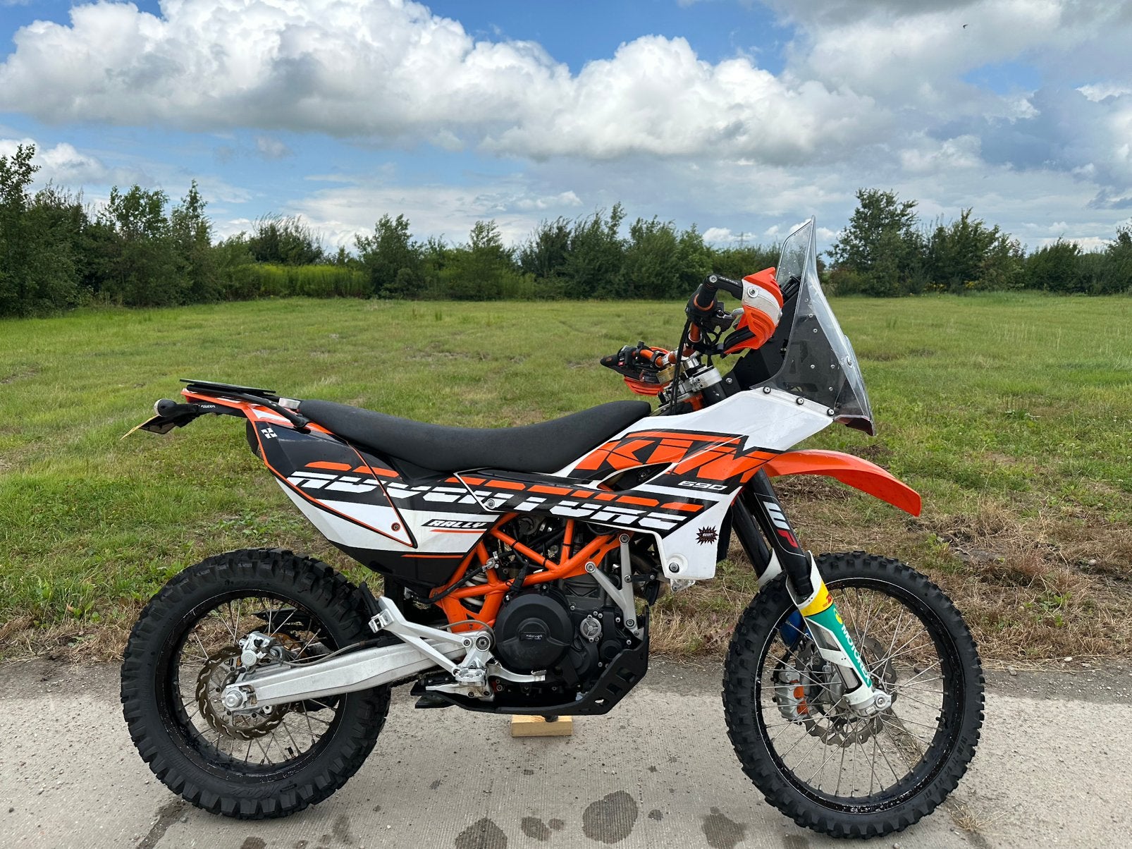 KTM 690 Enduro R (2009) – volledig aangepakt / enduro klaar, Particulier, Enduro