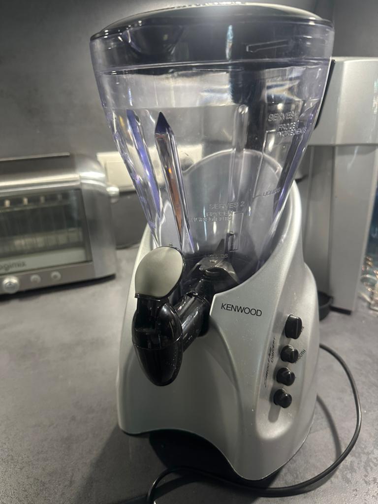 Kenwood Smoothie Maker - Perfect voor feestjes!, Witgoed en Apparatuur, Blenders, Gebruikt, Blender, Ophalen of Verzenden