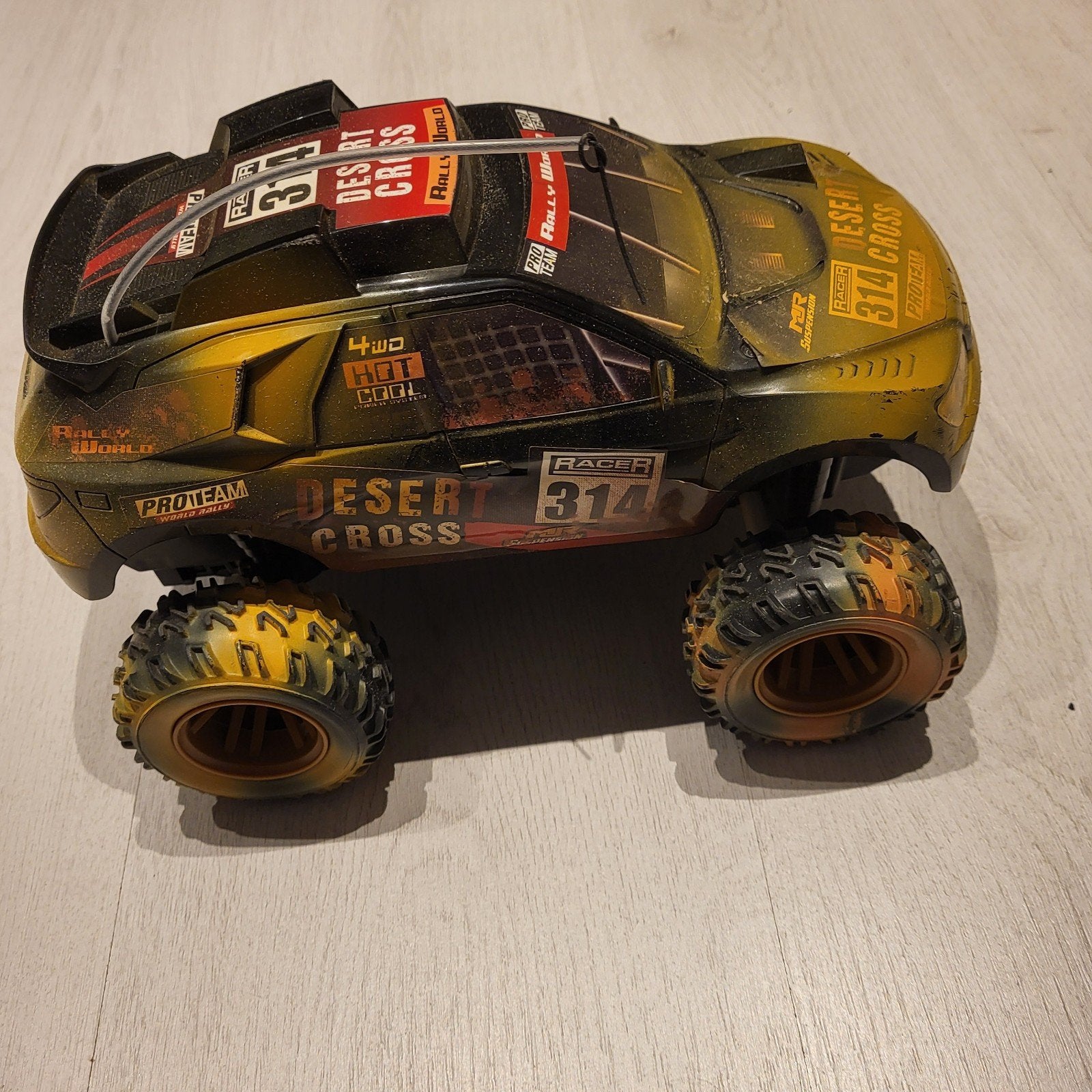 Desert Cross Rally Truck RC Auto - Zo goed als nieuw, Elektro, Auto offroad, Ophalen of Verzenden, Zo goed als nieuw
