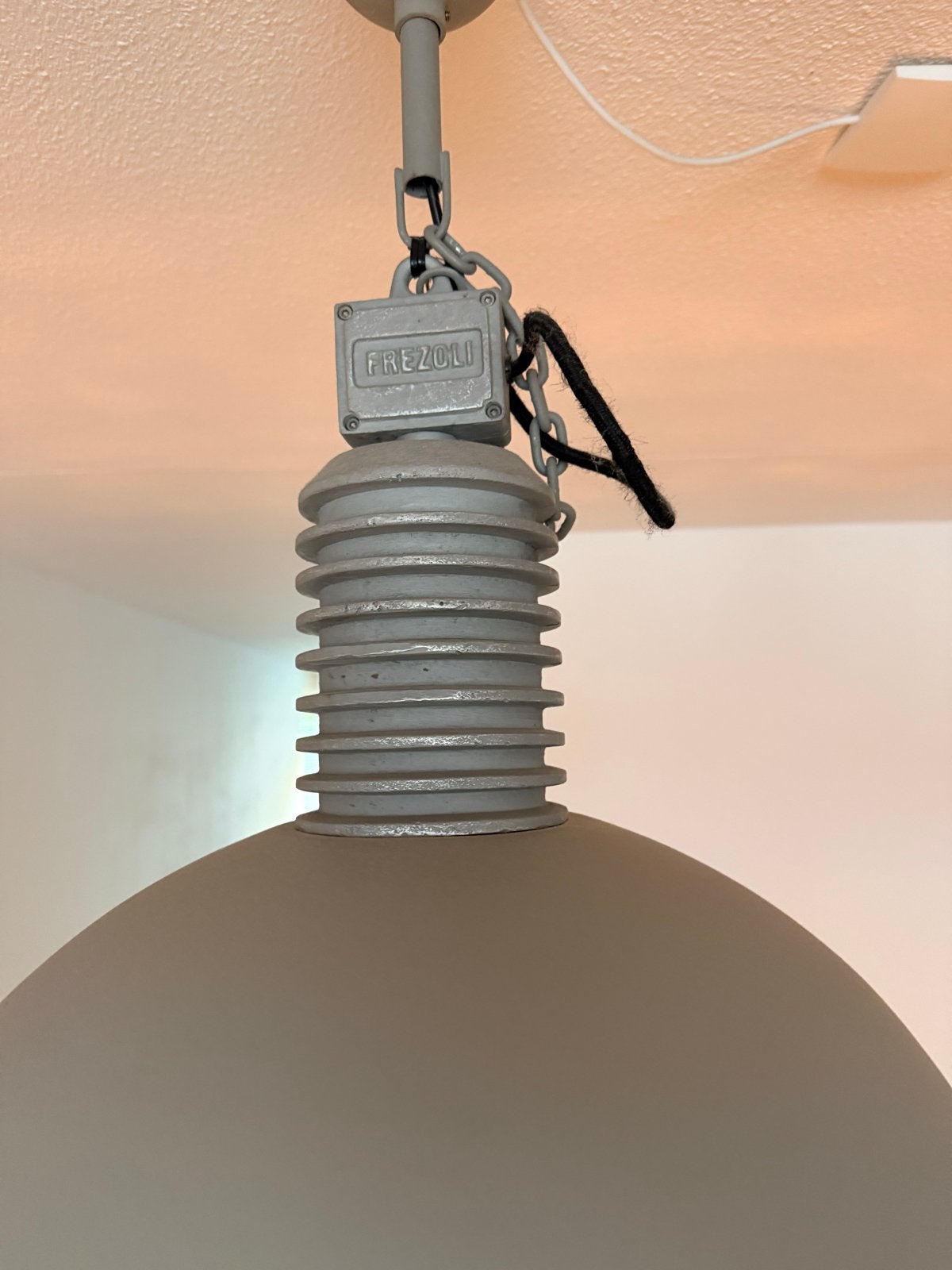 Set van 2 Frezoli hanglampen - Industrieel design, Ophalen, Zo goed als nieuw, Metaal, E27 (groot)