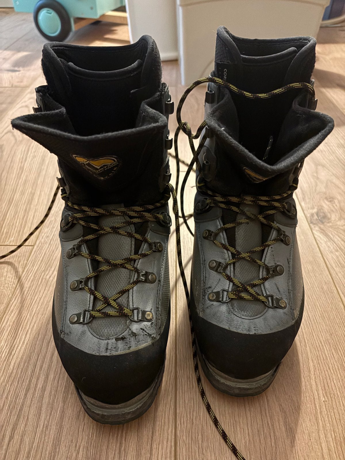 La Sportiva baruntse bergschoenen - Maat 40 - categorie d, Ophalen, Gebruikt, Schoenen