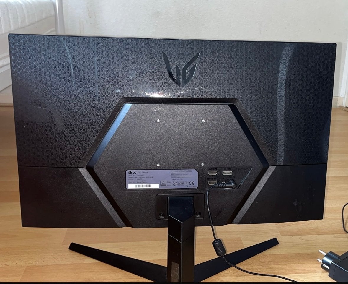 Gaming monitor LG zo goed als nieuw 3 keer gebruikt, Computers en Software, Monitoren, HDMI, IPS, Full HD, Minder dan 1 ms
