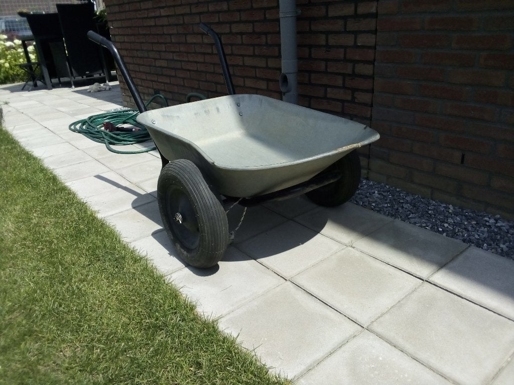 2 wielige kruiwagen, Ophalen, Gebruikt