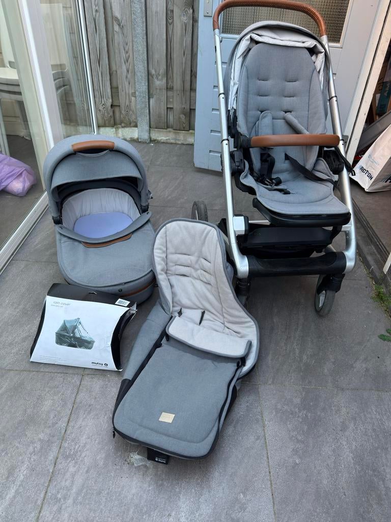 Mutsy Icon Kinderwagen met reiswieg en voetenzak, Zo goed als nieuw, Met reiswieg, Mutsy, Ophalen