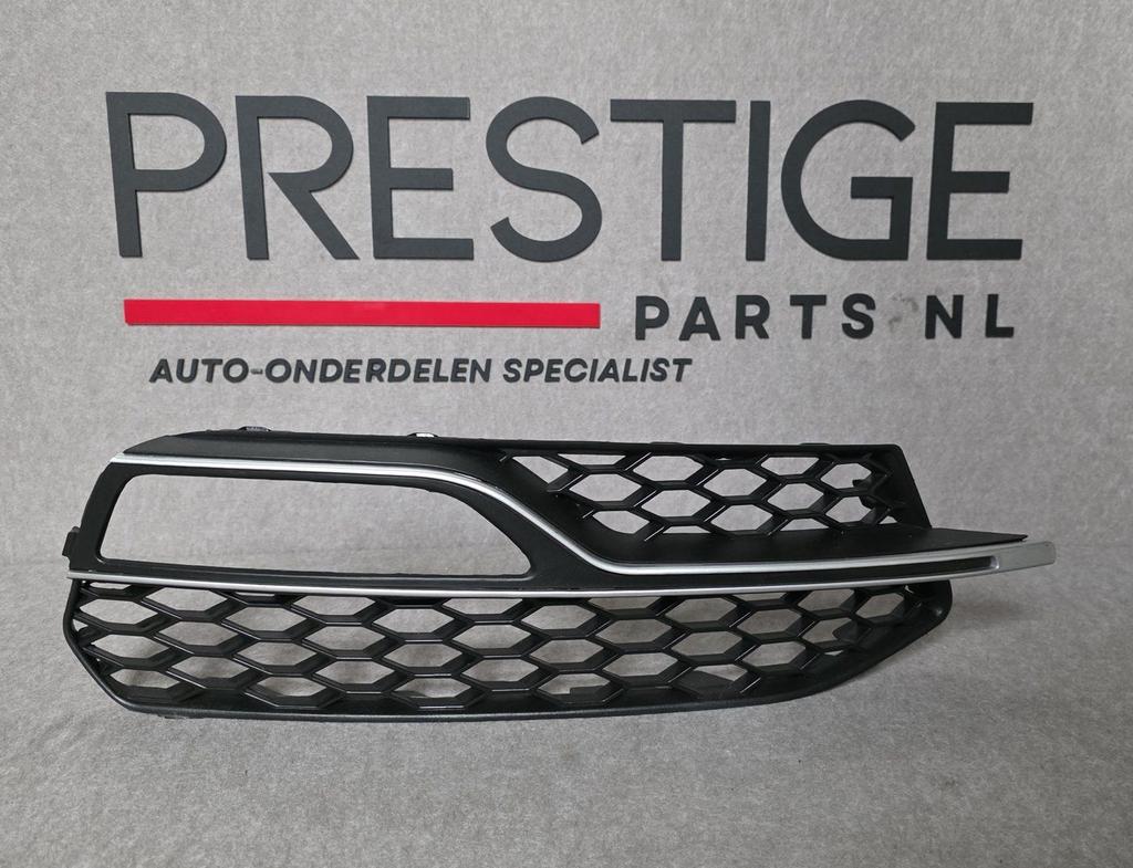 Voorbumper Mistlamp Rooster Audi A3 8V S-line S3 Rechts Inle, Gebruikt, -, Ophalen of Verzenden, -