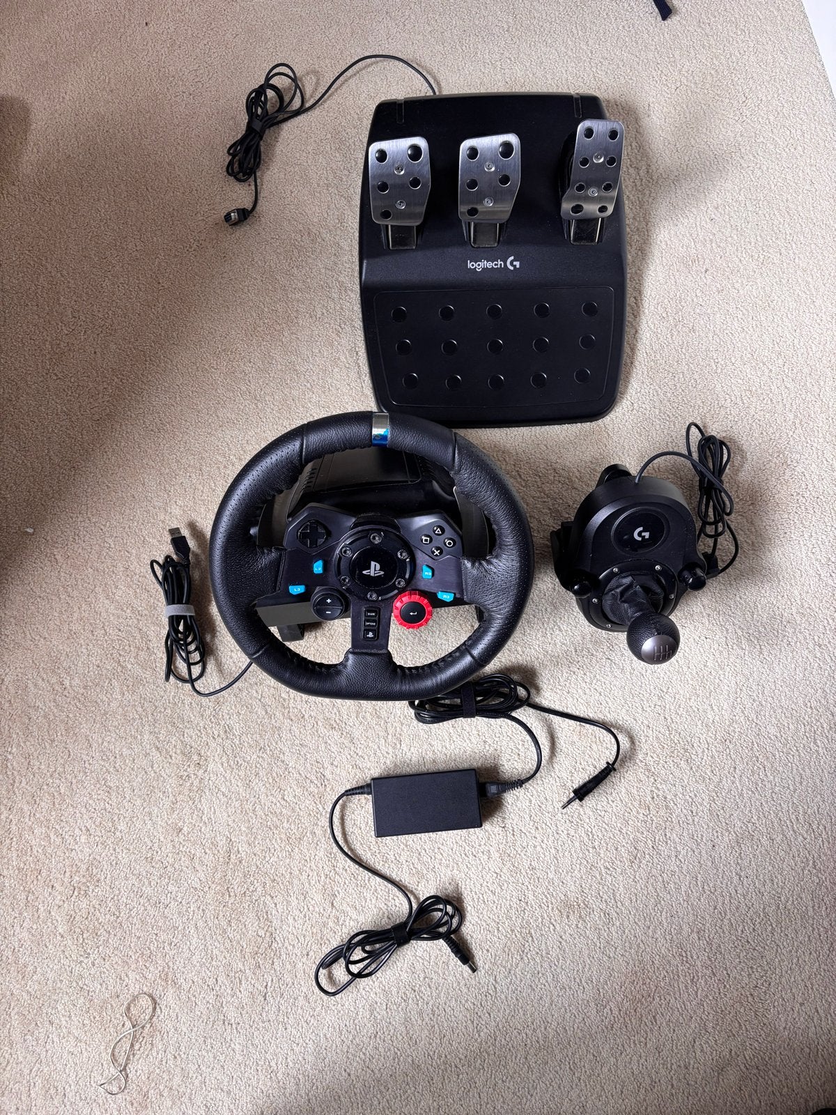 Logitech G29 racestuur + pedalen + schakelpook, Spelcomputers en Games, Ophalen, Gebruikt, Stuur of Pedalen, PlayStation 4