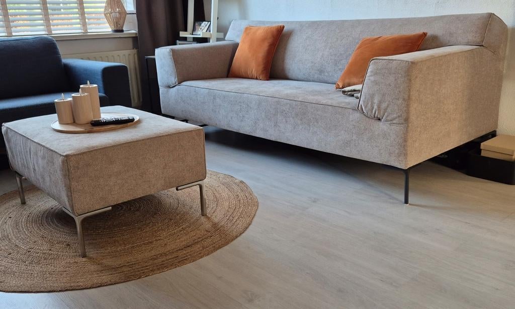 Design on stock Bloq Bank met hocker zand kleur stof, Ophalen, 75 tot 100 cm, Zo goed als nieuw, Rechte bank