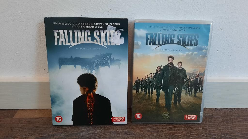 Falling Skies Seizoen 1 en 2 TV Serie DVD Boxsets, Ophalen of Verzenden, Gebruikt, Drama