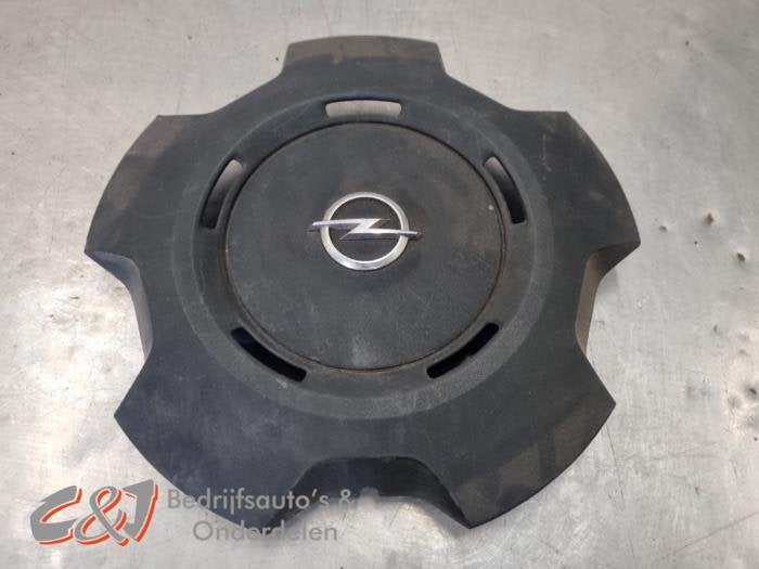Wieldop van een Opel Vivaro, Gebruikt, -, -, Opel