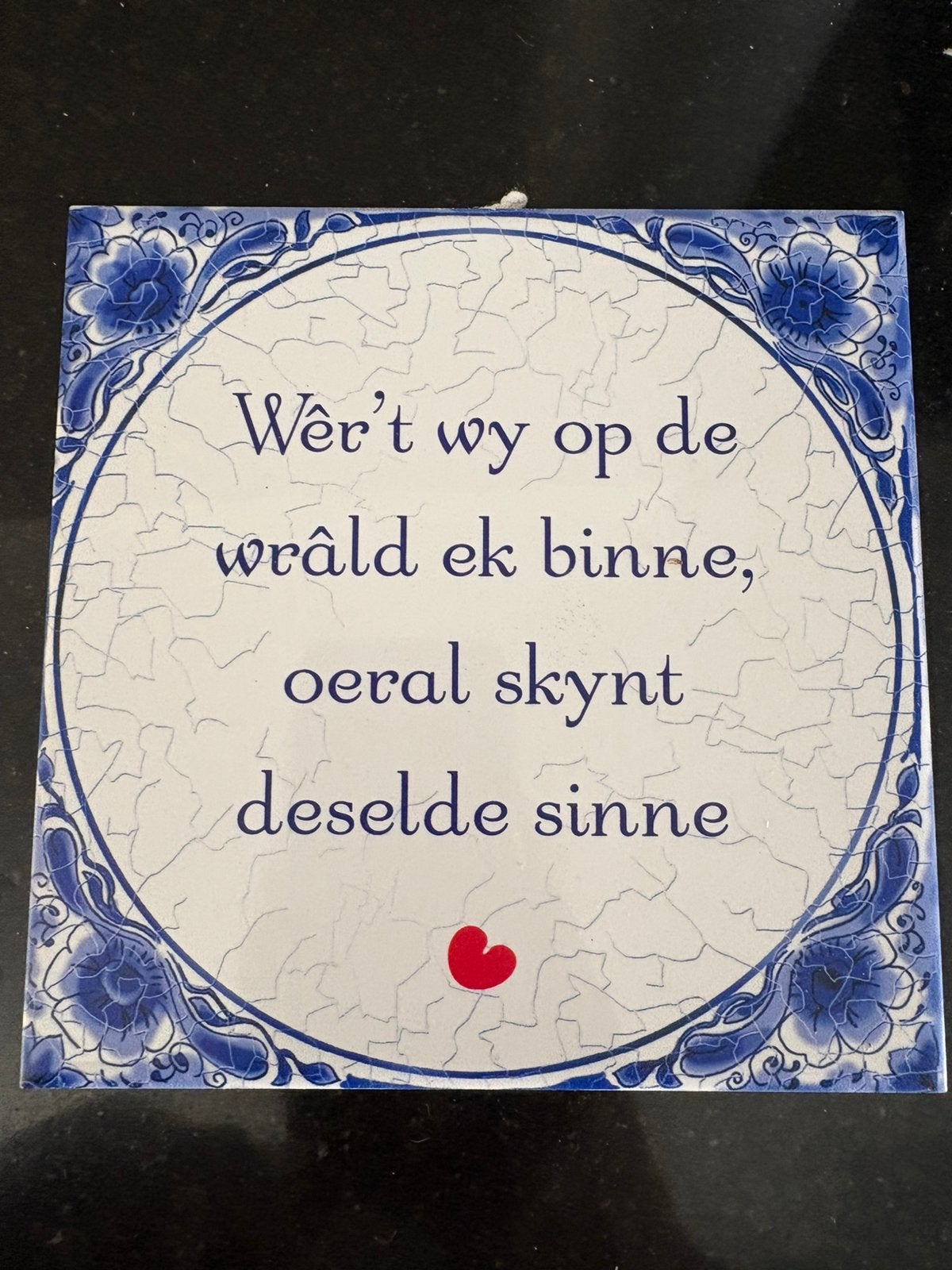 2x tegeltjes met friese spreuken, Ophalen of Verzenden, Zo goed als nieuw
