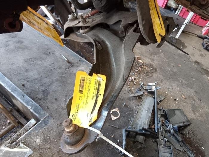 Draagarm rechts-voor van een Renault Clio, Gebruikt, -, Renault, -