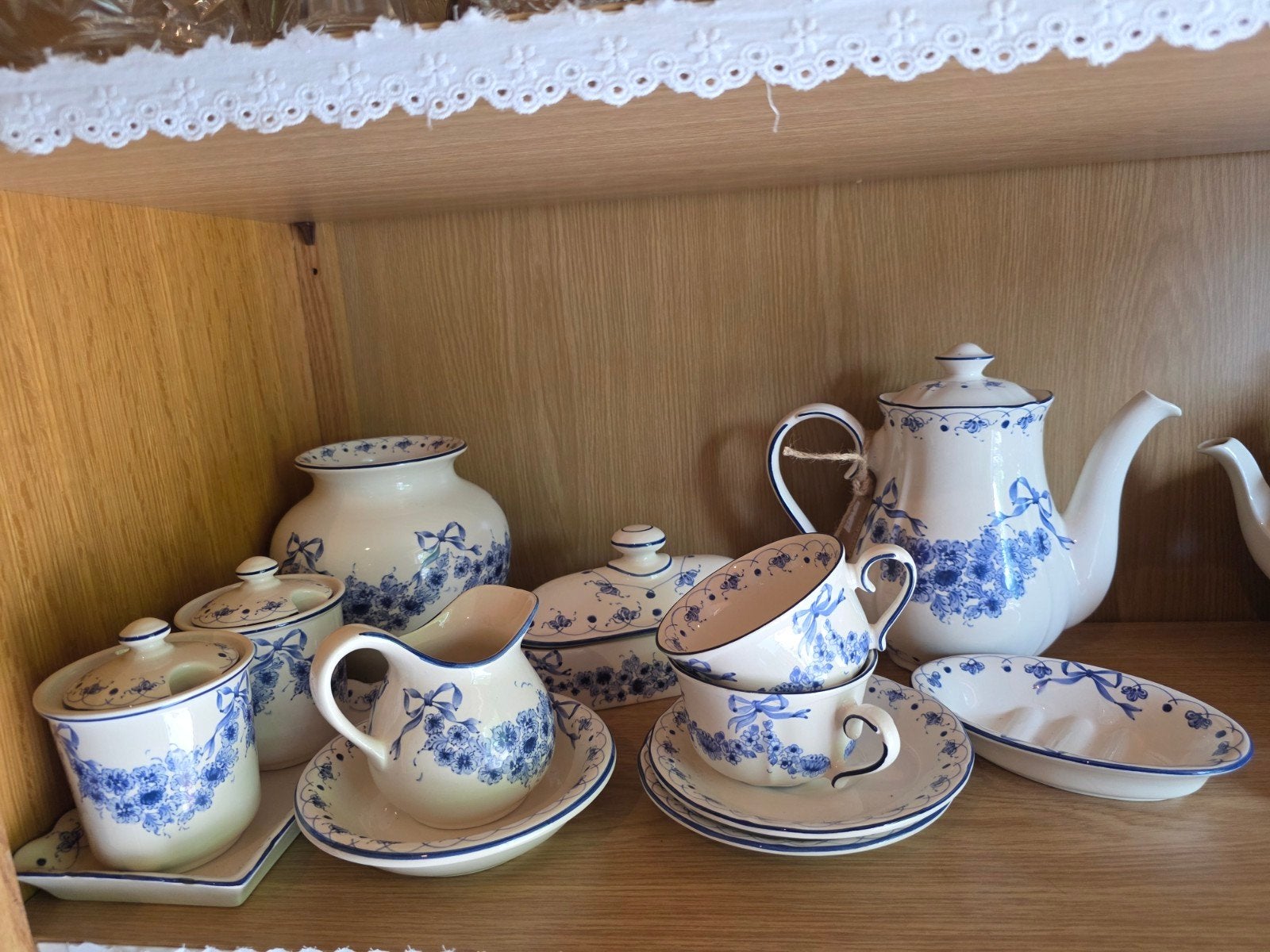 Bleu gardeland servies geheel te koop, Ophalen
