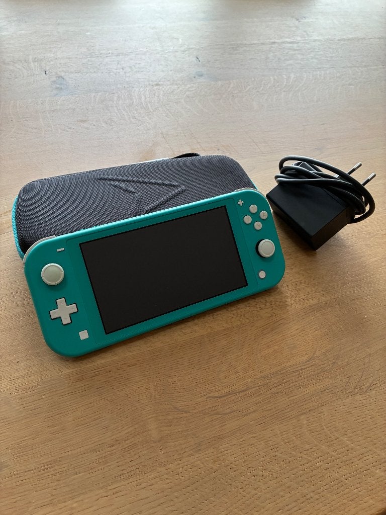 Nintendo Switch Lite, Spelcomputers en Games, Ophalen of Verzenden, Turquoise, Zo goed als nieuw, Met beschermhoes of tas