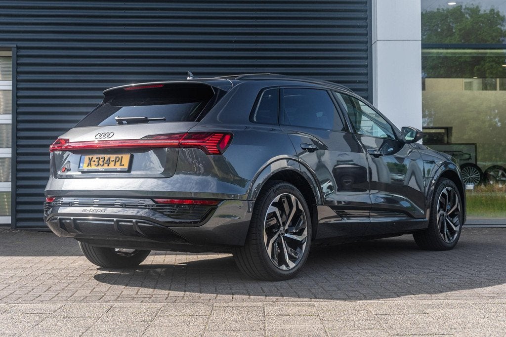 Audi Q8 e-tron 55 408pk quattro S Edition Competition 115 kW, Auto's, Audi, Automaat, Zwart, Q8 e-tron, Vierwielaandrijving