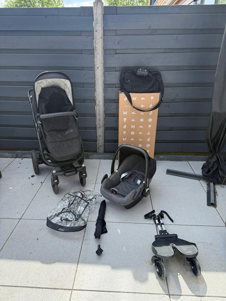 Joolz Geo Black Complete kinderwagen met extra’s, Ophalen of Verzenden, Zo goed als nieuw, Overige merken, Verstelbare duwstang