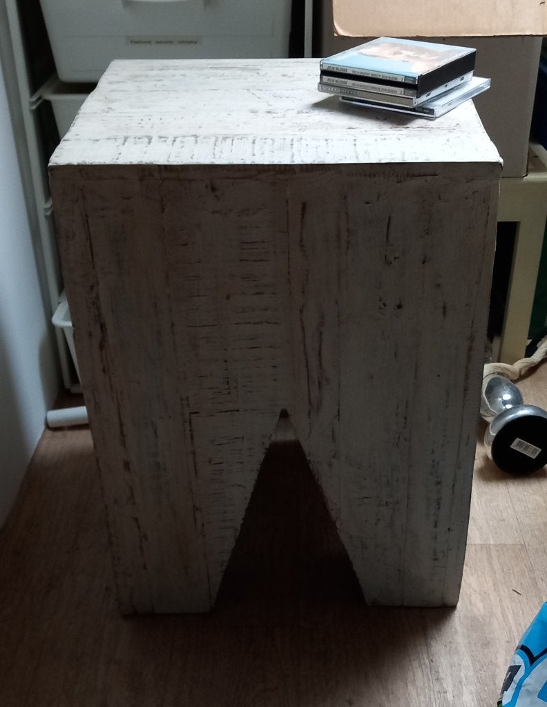 Robuuste bijzet tafel, Minder dan 55 cm, Vierkant, Zo goed als nieuw, Hout