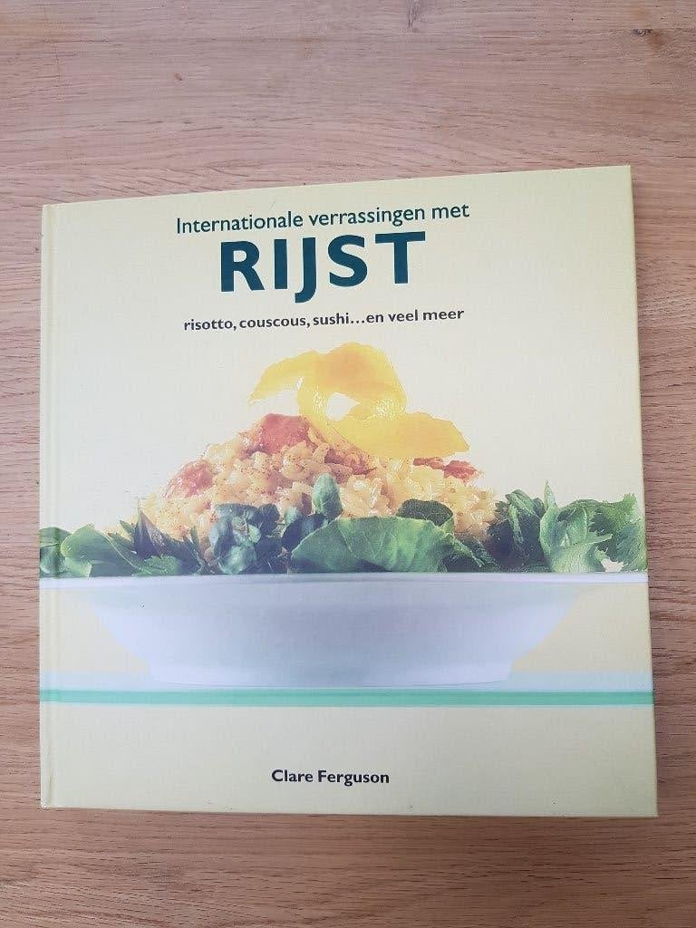 Kookboek rijst, Clare Ferguson, Hoofdgerechten, Ophalen of Verzenden, Zo goed als nieuw