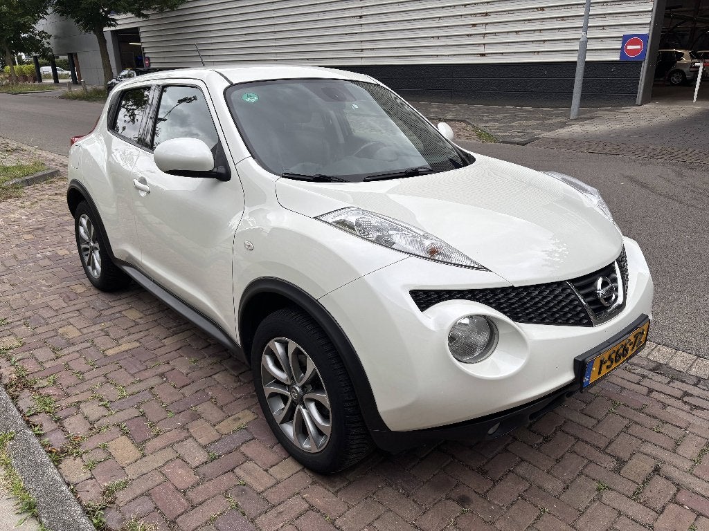 Nissan Juke 1.6 CVT 86KW 2013 Wit, Auto's, Nissan, 1250 kg, Zwart, 4 cilinders, Wit