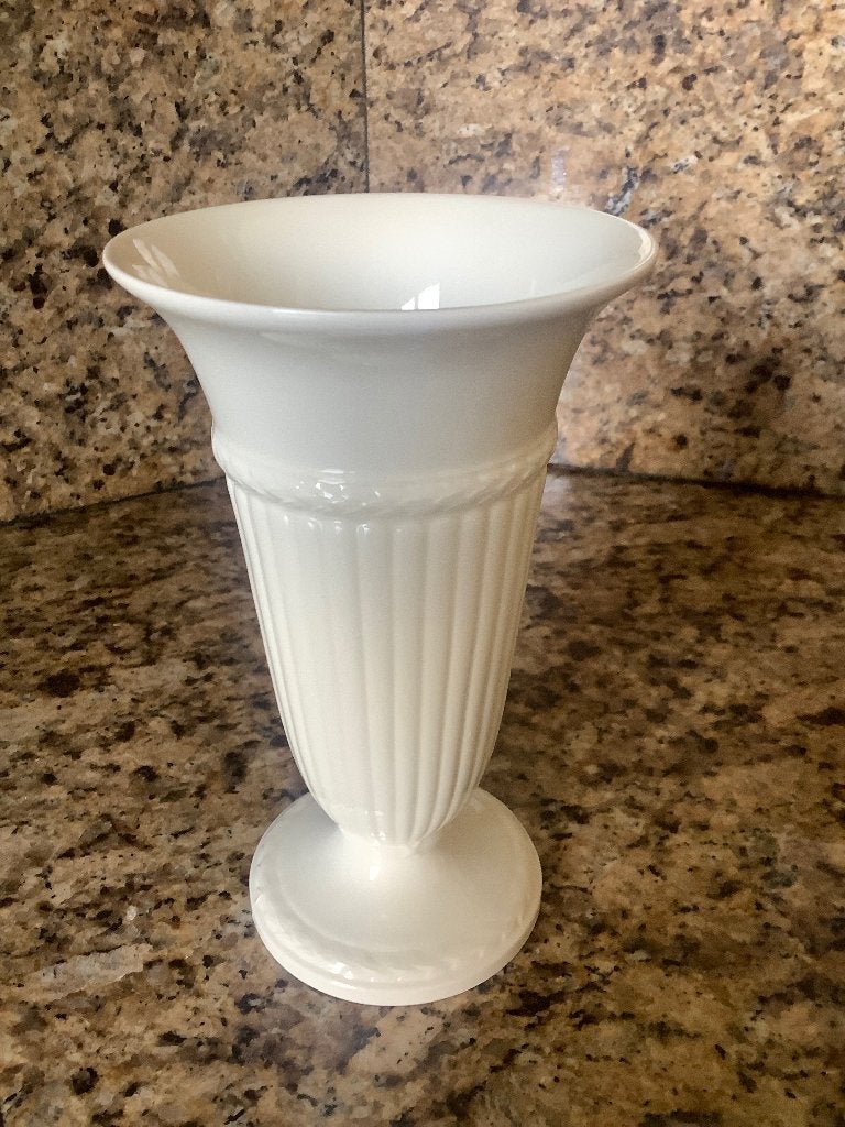 Wedgwood Edme vaas trompetvaas bloemenvaas 17 cm Nieuw, Ophalen, Nieuw, Overige kleuren, Overige materialen