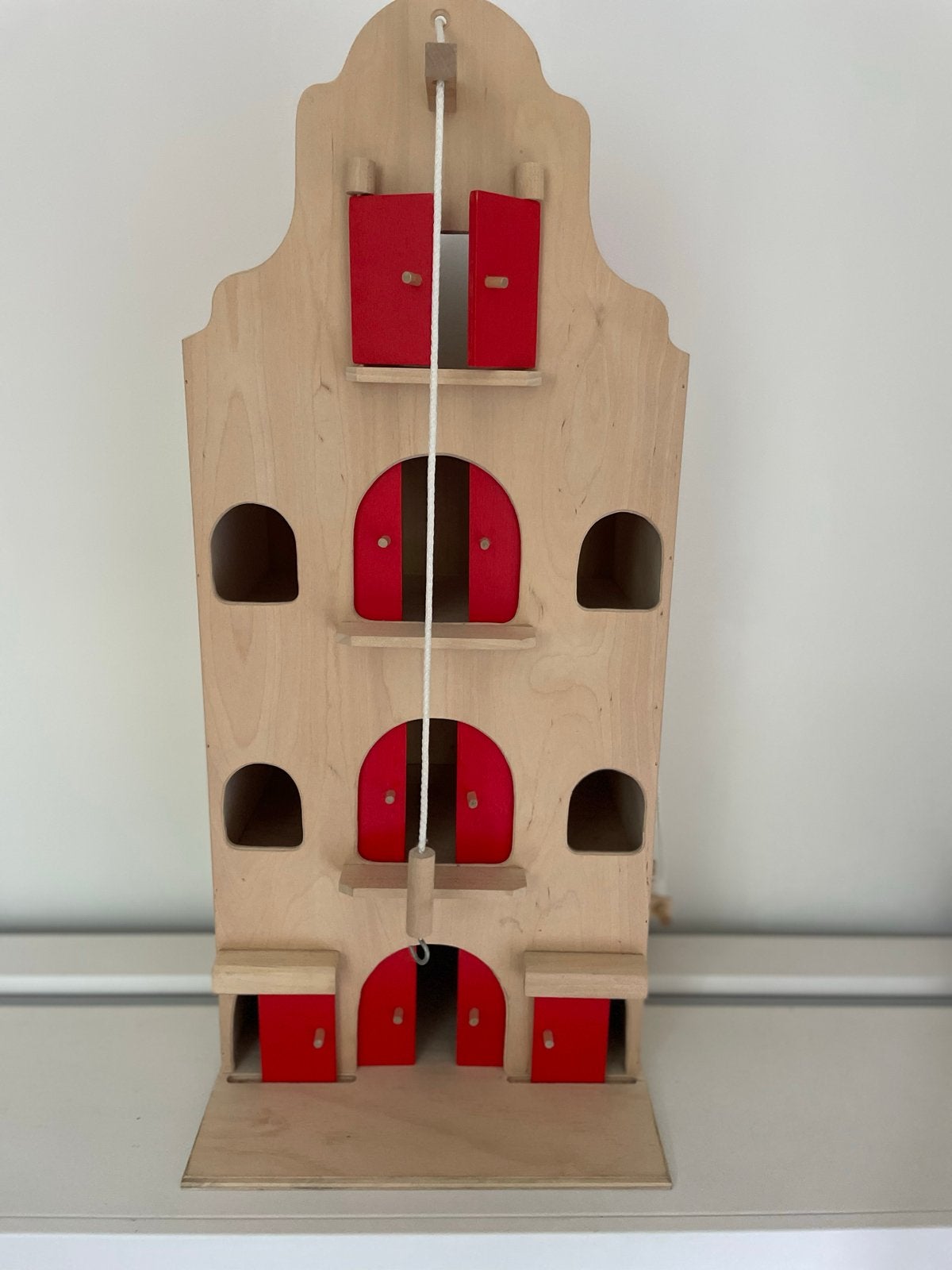 Houten pakhuis met hijsfunctie, Ophalen, Zo goed als nieuw, Poppenhuis