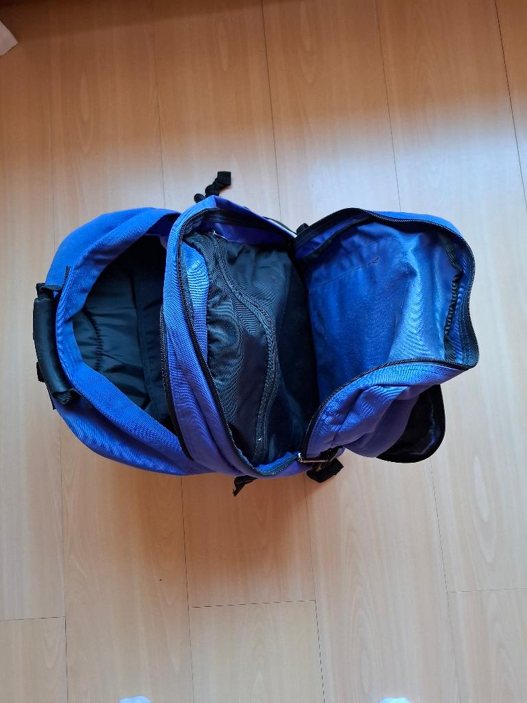 EastPak (Ultimate) reistas, Ophalen, 40 tot 60 cm, 20 tot 30 cm, Blauw