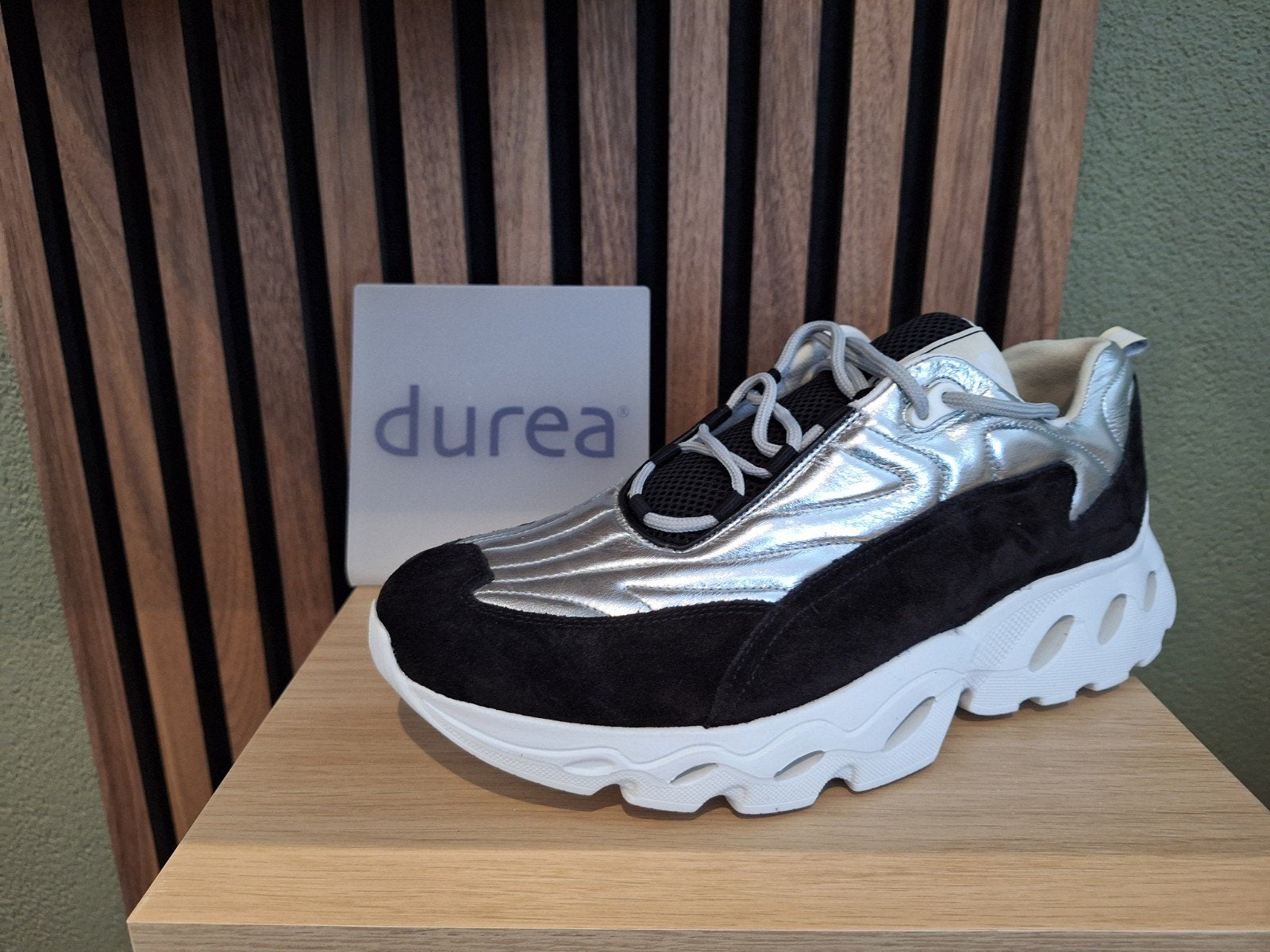 Durea Flow Motion Sneakers Zwart/Zilver, Ophalen, Durea, Zwart, Nieuw