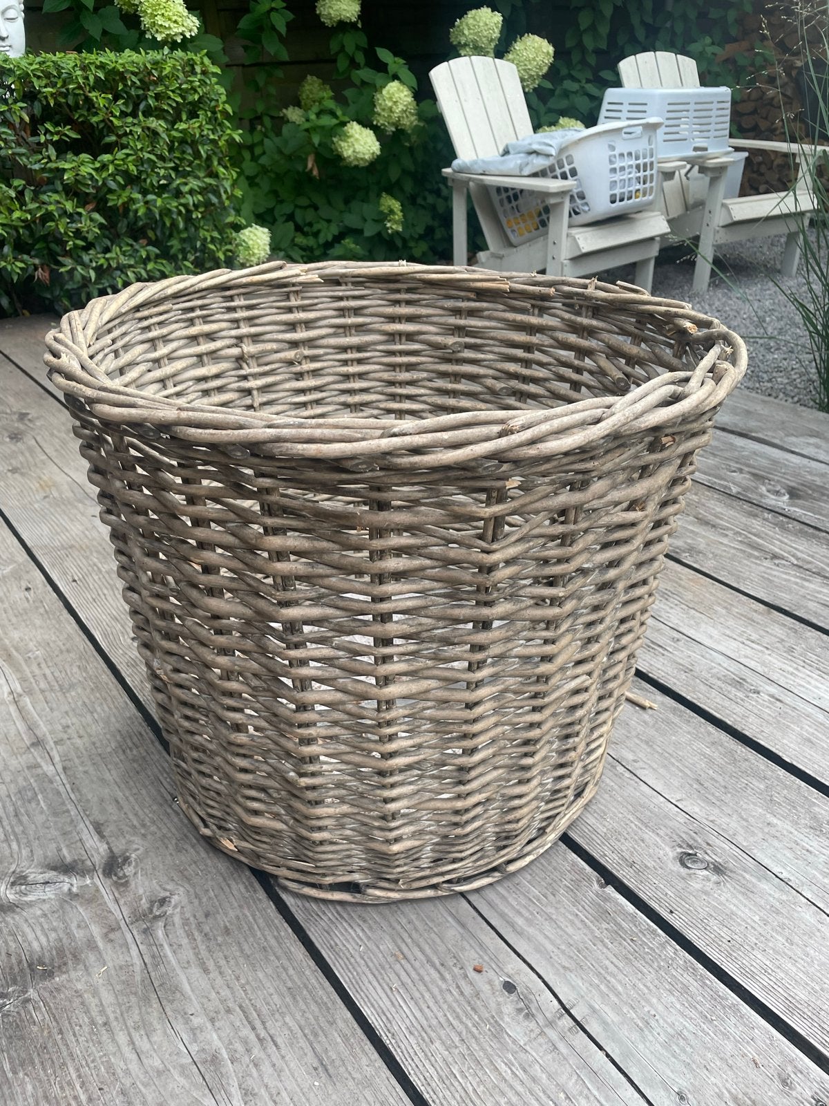Grote rieten mand - Perfect voor planten of opslag, Huis en Inrichting, Woonaccessoires | Schalen en Manden, Ophalen, Gebruikt