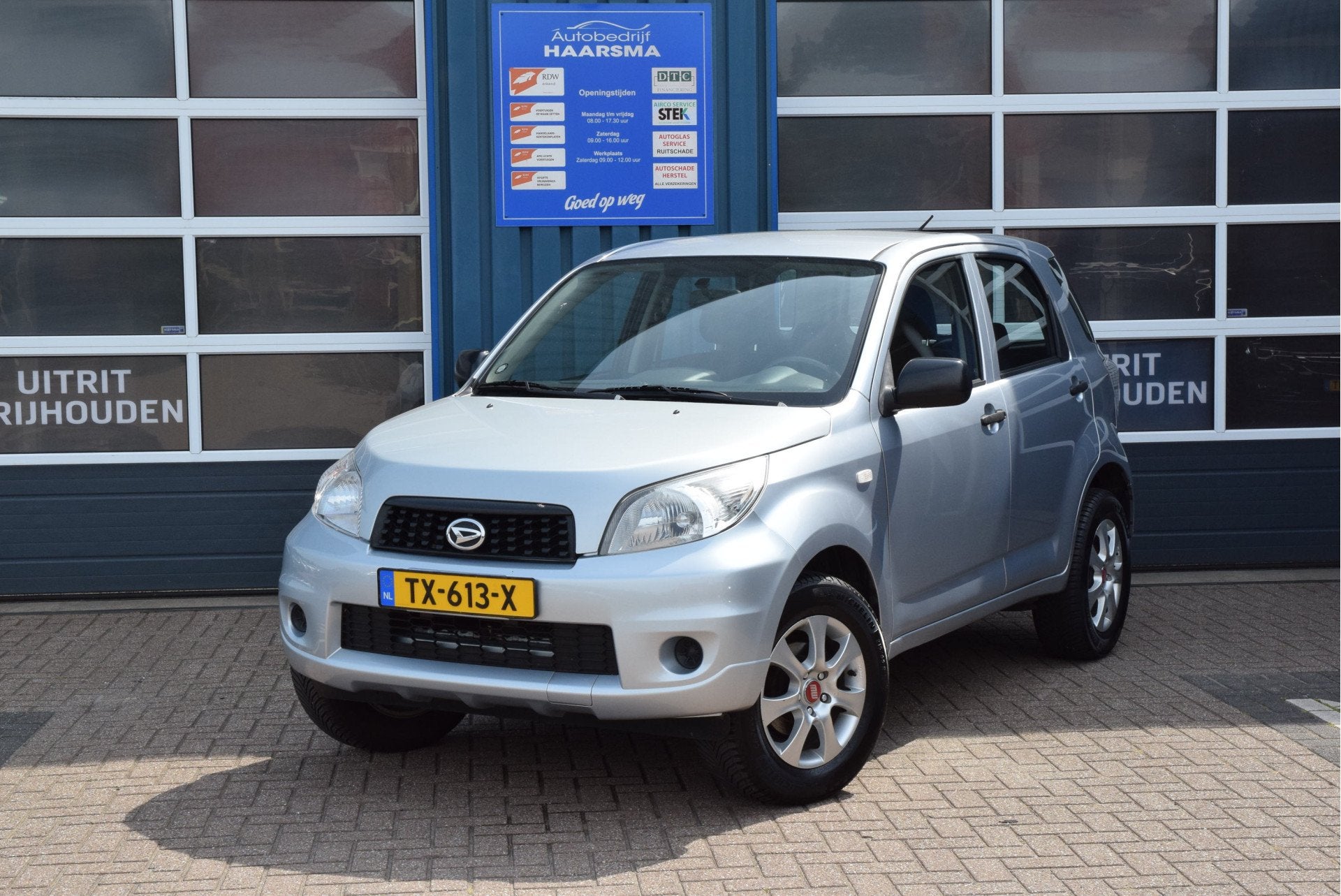 Daihatsu Terios 1.5 2WD Traffic Trekhaak (bj 2010), Auto's, 1350 kg, Gebruikt, 400 kg, Handgeschakeld