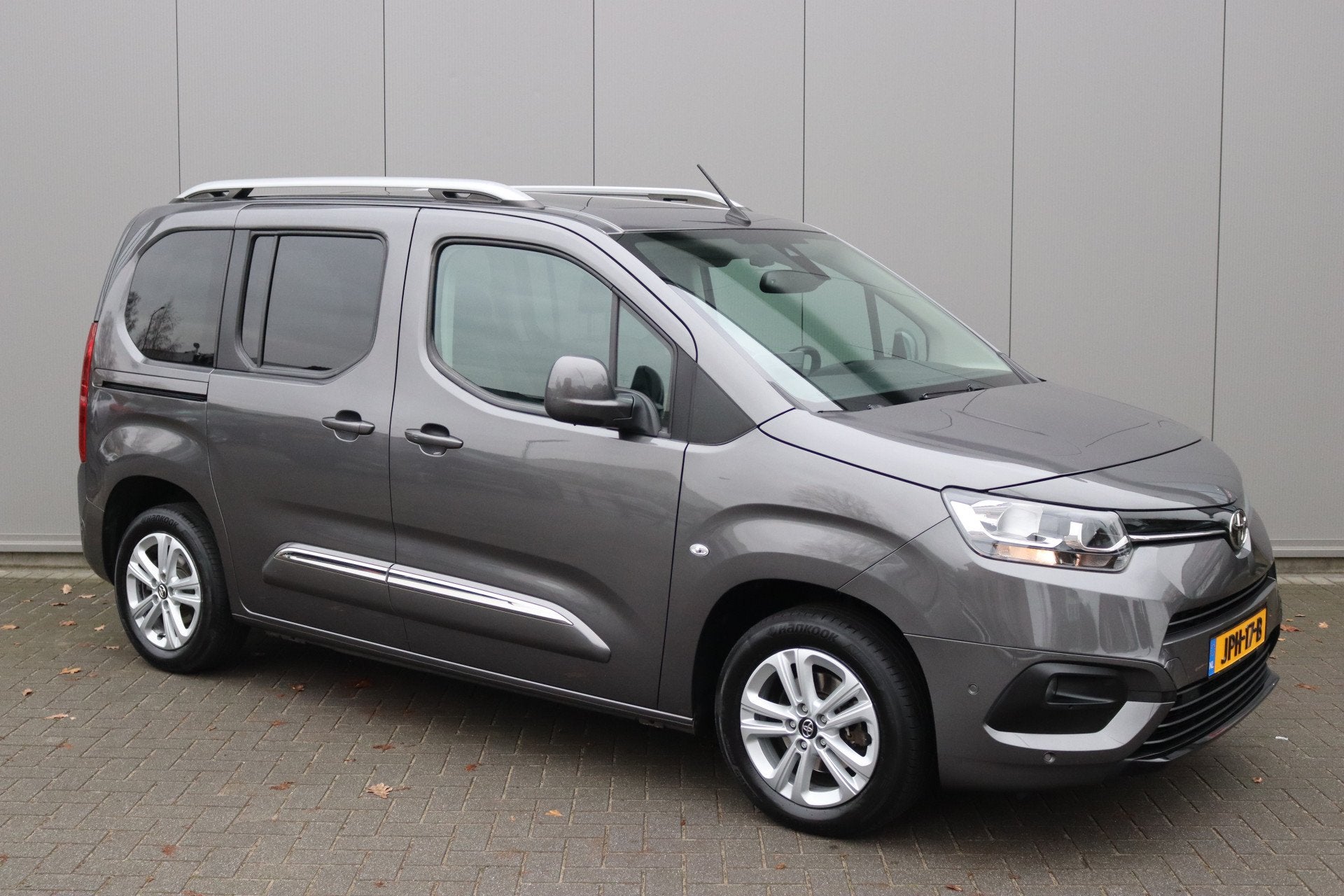 Toyota PROACE CITY Verso 1.2 Turbo 110PK Dynamic Camera/Adap, 12 maanden, Stof, Gebruikt, Bedrijf