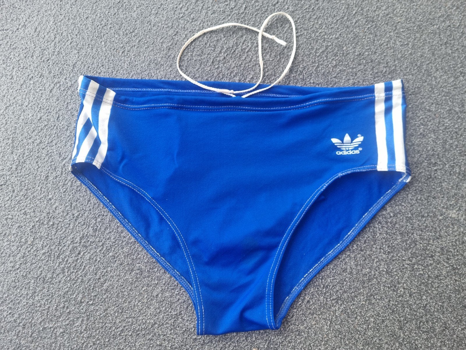 Adidas vintage Zwemslip.  Maat L., Kleding | Heren, Badmode en Zwemkleding, Maat 52/54 (L), Blauw, Ophalen of Verzenden, Adidas