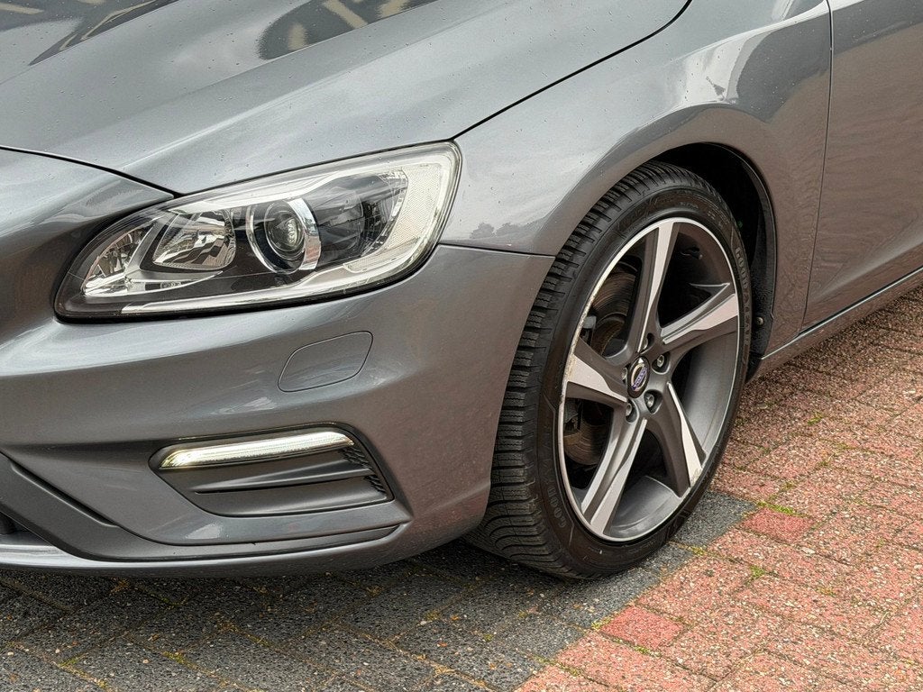 Volvo V60 1.5 T3 Summum AUT|Navi|Cruise|Stoelvw|DealerOH!, 12 maanden, Euro 6, 4 cilinders, Origineel Nederlands