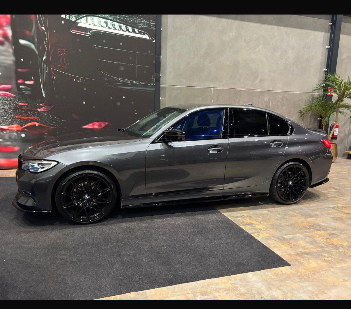 BMW 3-Serie 320i 184pk Aut 2020 Grijs, 1998 cc, 4 cilinders, 1435 kg, Origineel Nederlands