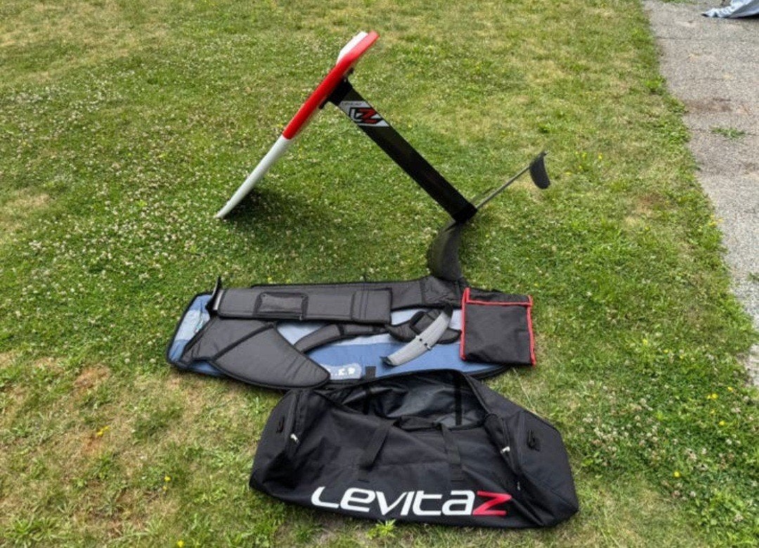 Levitaz Kitefoil Set - Zo goed als nieuw, Kiteboard, 10 m², Foil, Ophalen of Verzenden