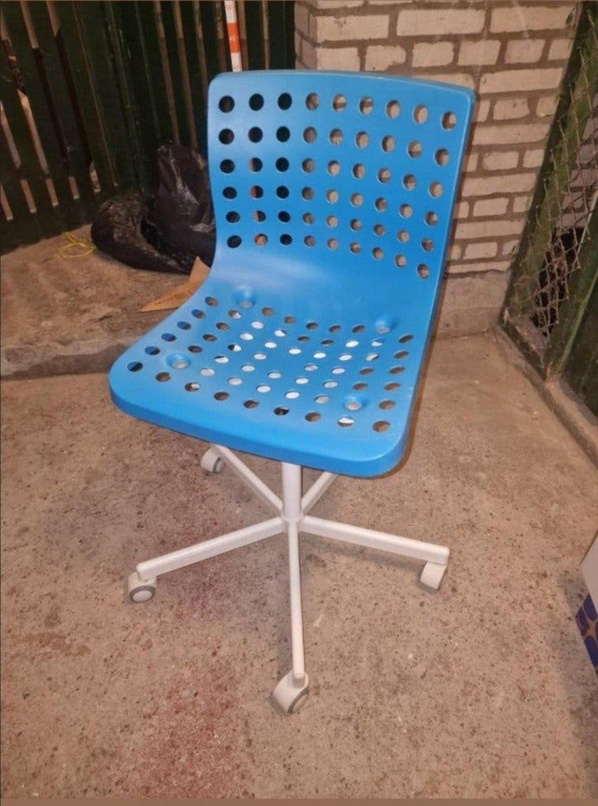 IKEA SKALBERG Blauwe bureaustoel, Ophalen, Zo goed als nieuw, Blauw, Bureaustoel