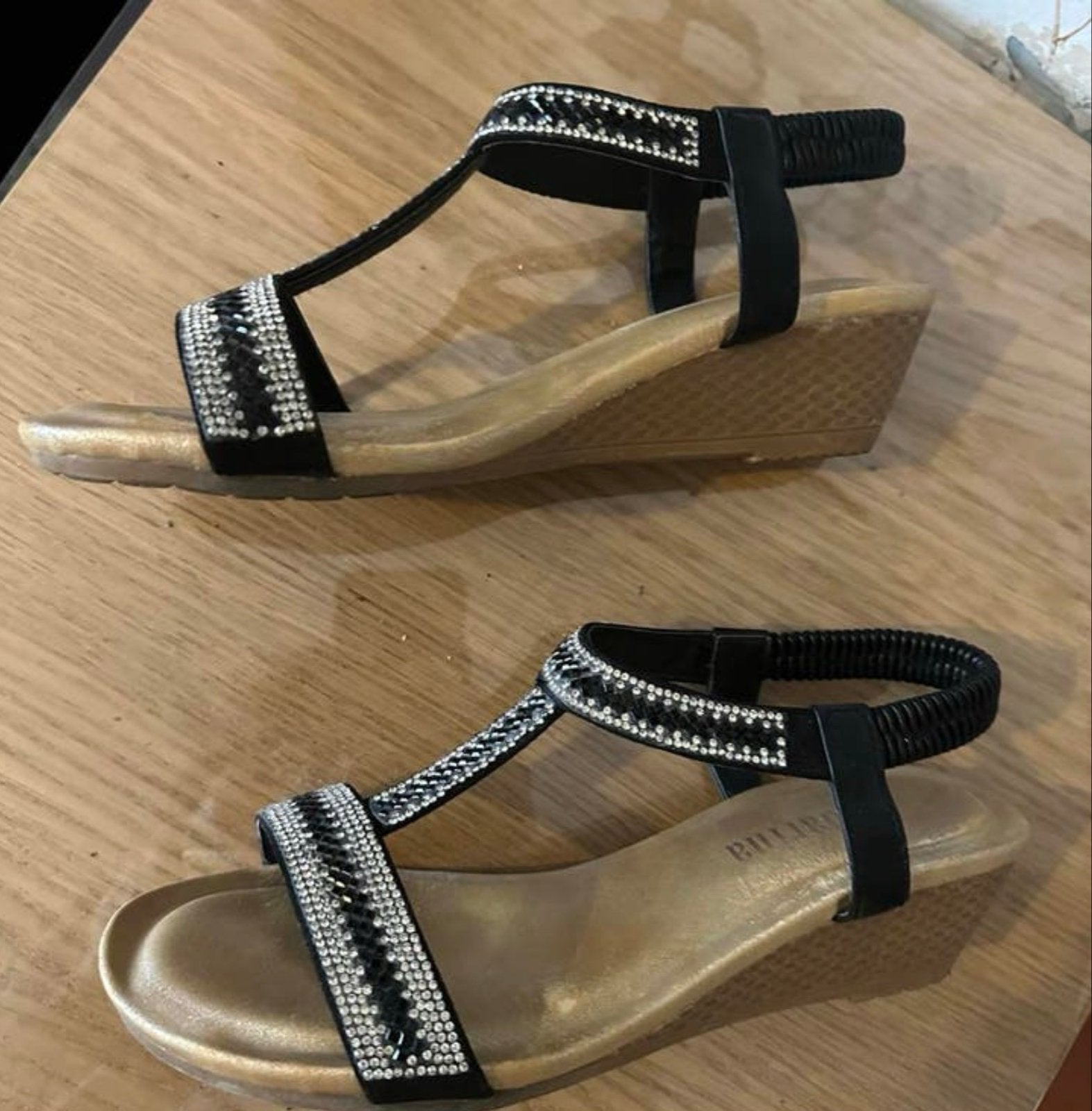 Prachtige sandalen maat 37 - Zo goed als nieuw, Zwart, Zo goed als nieuw, Sandalen of Muiltjes, Ophalen of Verzenden