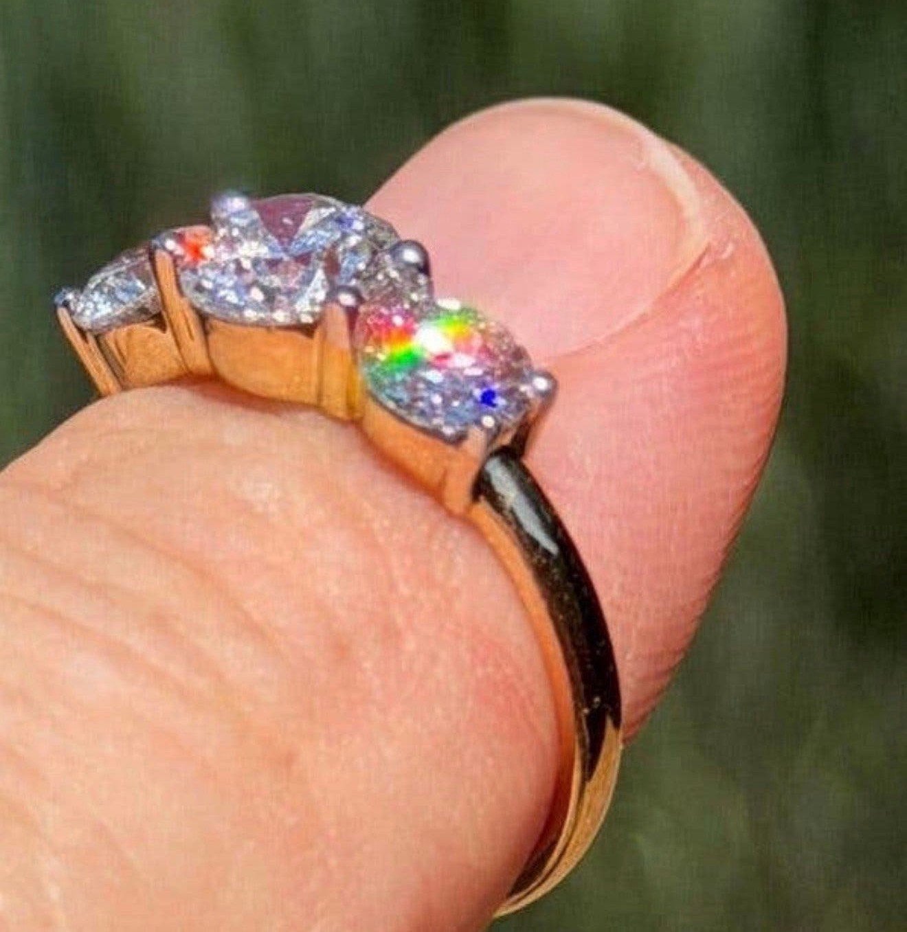 Gouden Trilogie ring met 3 diamanten 2.05ct met certificaat!, Sieraden, Tassen en Uiterlijk, Ringen, Nieuw, Ophalen of Verzenden