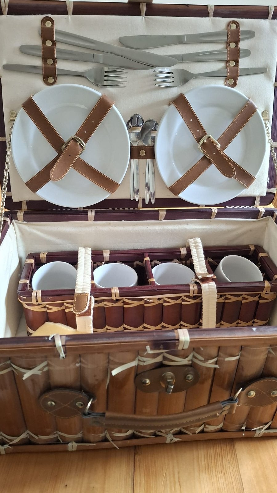 Compleet Picknickset voor 4 personen - Rotan/Bamboe, Ophalen, Zo goed als nieuw, Zonder inhoud